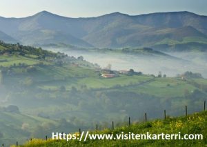 SENDERISMO y Marcha Nórdica: Karrantza, el valle donde el tiempo no corre @ San Julián de Musques o Somorrostro | País Vasco | España